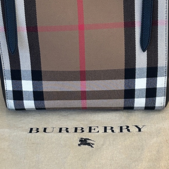 Authentic Burberry House Check Derby Leather Small Canterbury Tote Bag Black - Picture 8 of 16